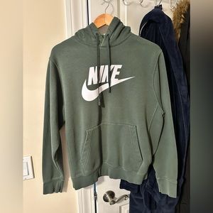 Men’s Green Nike Hoodie/Sweatshirt